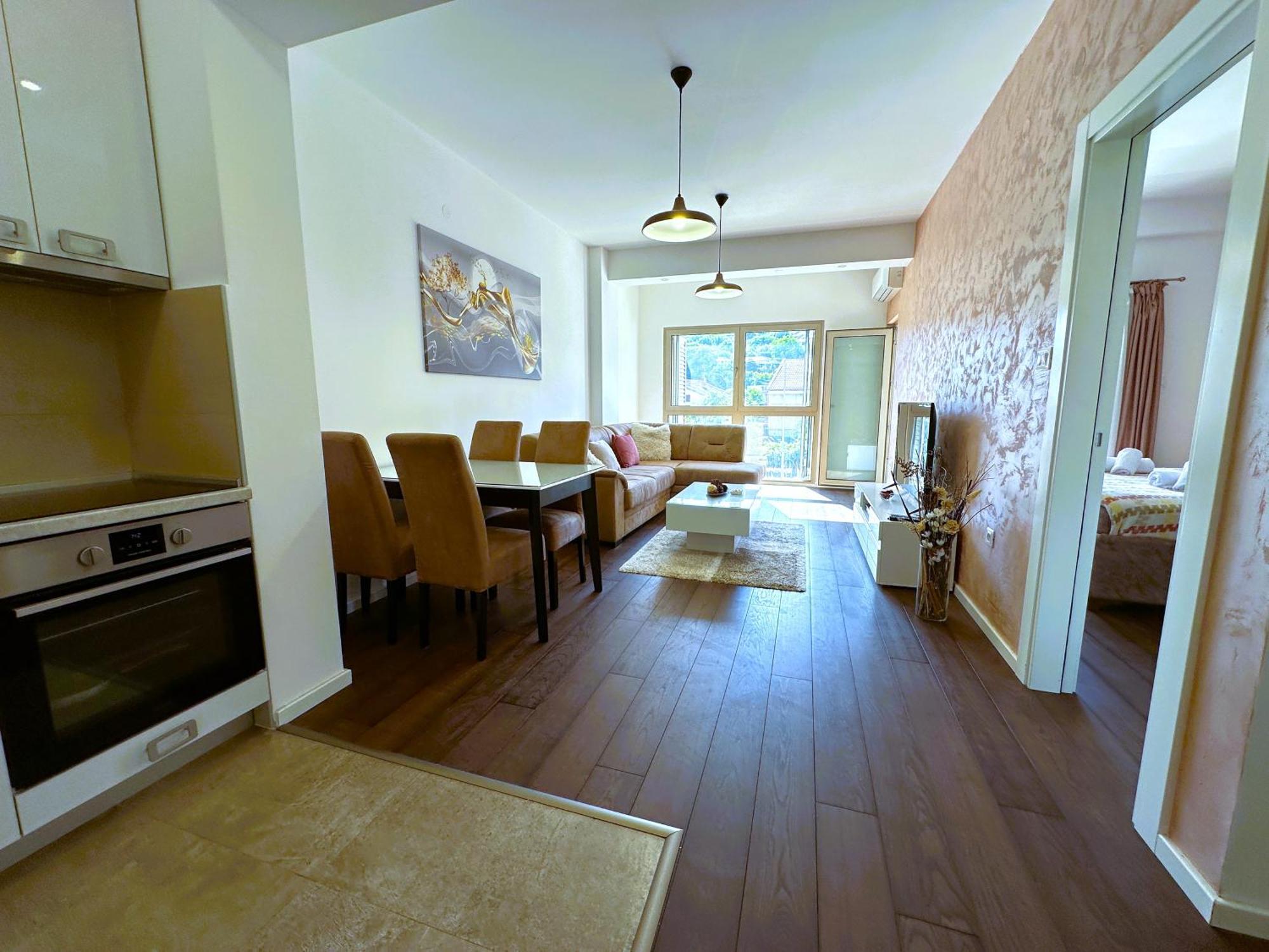 Stan Na Dan Podgorica Apartment Екстериор снимка